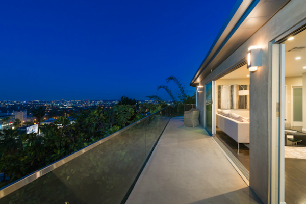 Hollywood Hills Lookout